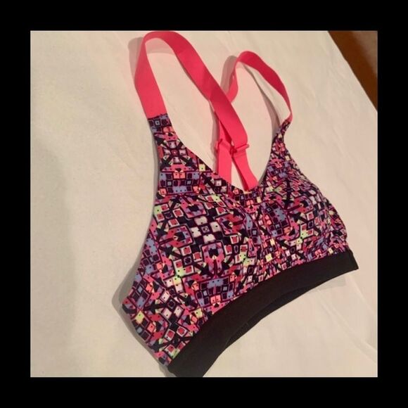 Victoria’s Secret multi-color VSX Sports bra 32A - Picture 3 of 9